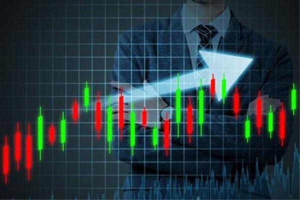 Arista Networks(ANET.US) Q2业绩亮眼 股价激增 大行纷纷上调目标价